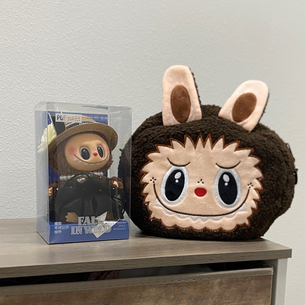 Brown Plush Crossbody Bag and Fall in Wind Figure Bundle set